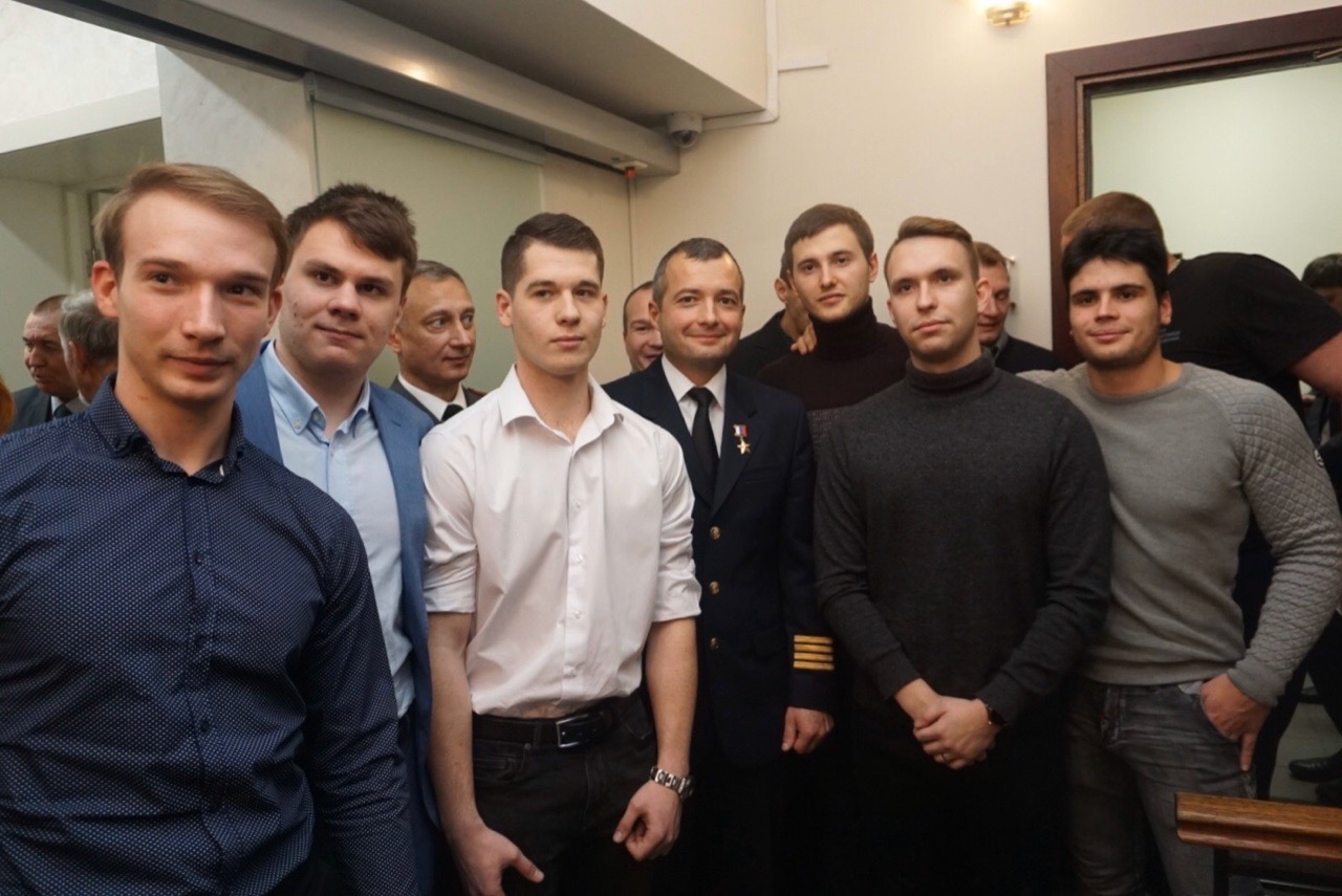 В рамках проекта «Диалог с профессионалом» состоялась встреча с героем России Дамиром Юсуповым